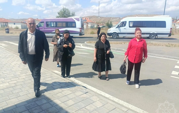 Növbəti köç karvanı Şükürbəyli kəndinə çatıb