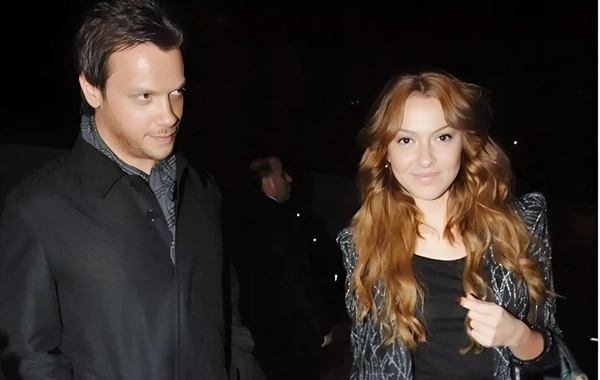 Hadise sevgilisinin telefonunda başqa qadınla görüntülərini görüb, ayrılıb