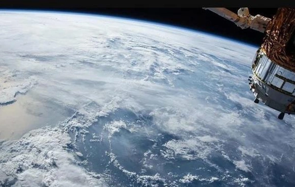 Rus kosmonavtlar kosmosda ilk kristalları topladılar