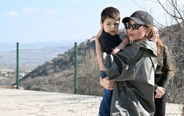 Президент Ильхам Алиев ознакомился с работами, проделанными в селе Ханабад Ходжалинского района