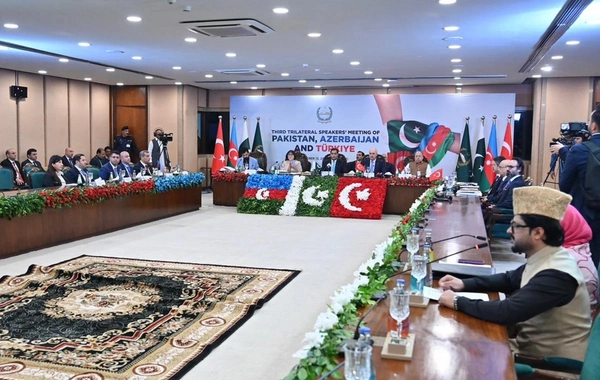 Azərbaycan-Pakistan-Türkiyə parlament sədrlərinin üçtərəfli görüşü olub