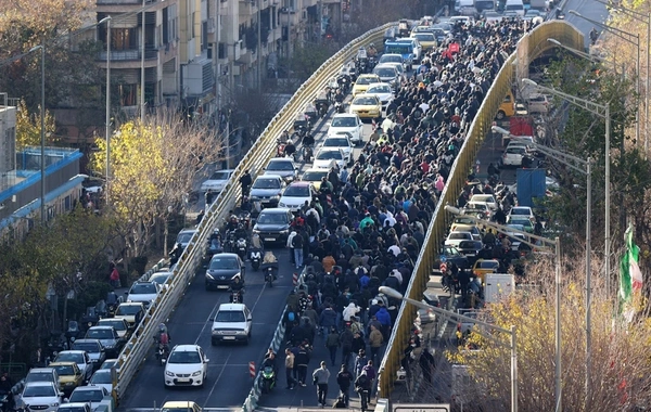 İranda son üç ilin ən böyük etiraz aksiyaları keçirilir