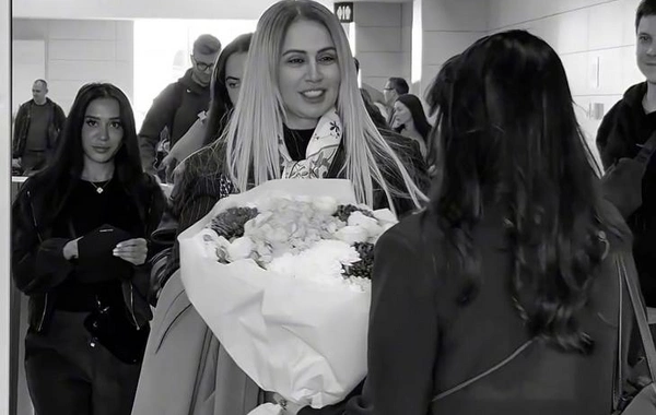 Roza Zərgərli bu qonşu ölkənin üç şəhərində konsert verdi