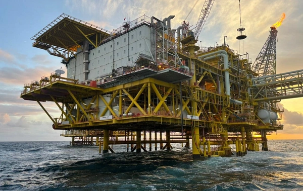 Azərbaycan nefti cüzi bahalaşıb