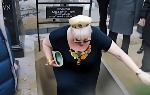 Sosial şəbəkələrdə təhlükəli trend: Ölülər dirildilir, görüntüləri satılır