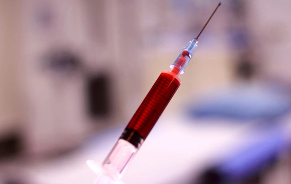 Опасный тренд: в Азербайджане растет интерес к украшениям из человеческой крови