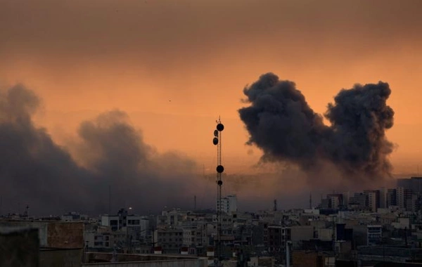 Израиль заявил о массированных авиаударах по Тегерану