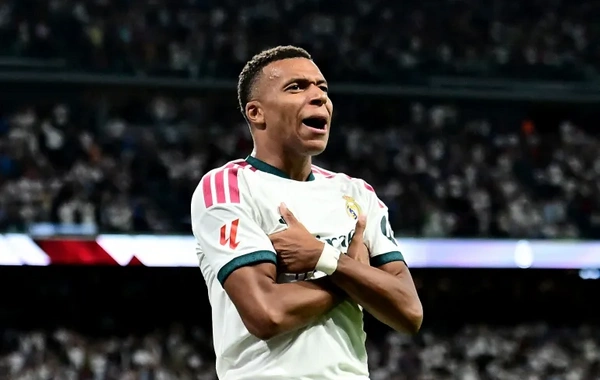 Mbappe Dembele ilə münasibətlərindən danışdı: Heç bir problem yoxdur