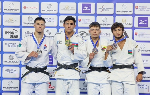 Молодежная сборная Азербайджана по дзюдо заняла первое место на чемпионате Европы