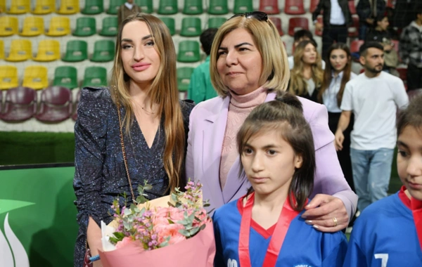 Leyla Əliyevanın təşəbbüsü ilə uşaq evlərinin komandaları arasında növbəti minifutbol turniri təşkil olunub Leyla Əliyevanın təşəbbüsü ilə uşaq evlərinin komandaları arasında növbəti minifutbol turniri təşkil olunub