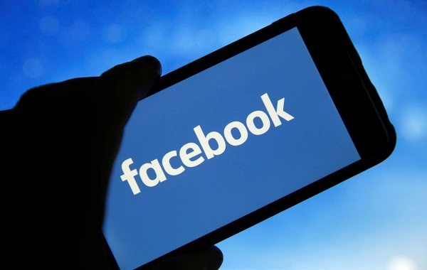 Facebook istifadəçiləri giriş problemi ilə üzləşib