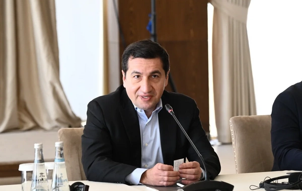 Hikmət Hacıyev Qəbələdə Azərbaycan və Ermənistan vətəndaş cəmiyyətlərinin nümayəndələri ilə görüşüb