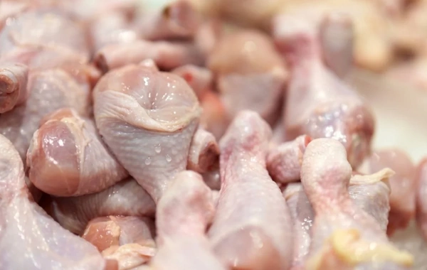 Toyuq paketlərindəki gizli TƏHLÜKƏ