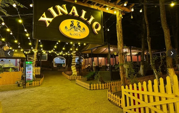 Xınalıq restoranında ofisiant qəfil öldü