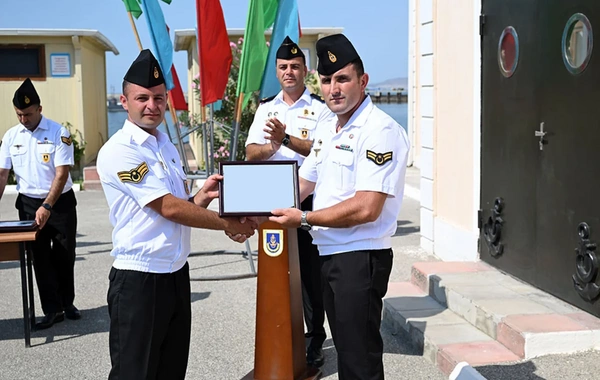 HDQ-də dalğıc kursunun növbəti buraxılış mərasimi keçirilib