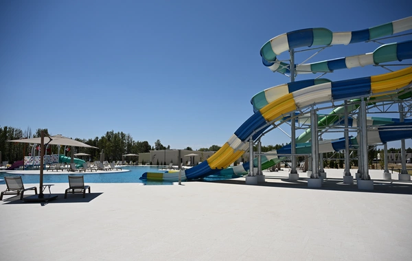 На берегу озера Иссык-Куль состоялось открытие отеля Baku Resort & Spa