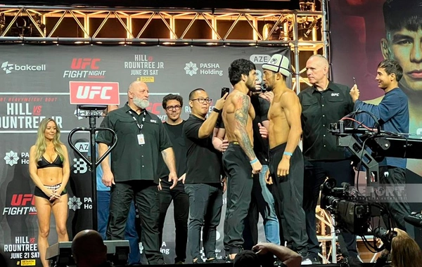 Bakıda keçiriləcək UFC turnirindən əvvəl döyüşçülər üz-üzə gəliblər