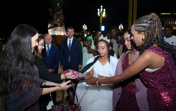 Leyla Əliyeva Əddis-Əbəbədə Adva Zəfər Muzey Kompleksində olub