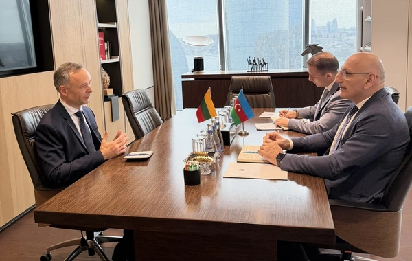 Elçin Əmirbəyov Litvanın Azərbaycandakı səfiri ilə regional məsələləri müzakirə edib