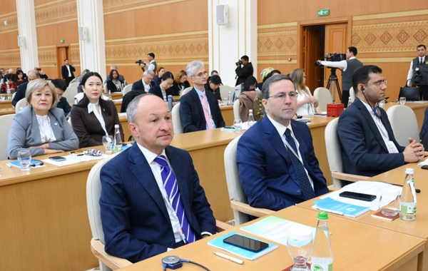 Leyla Əliyeva Türkmənistanda beynəlxalq konfransda iştirak edib