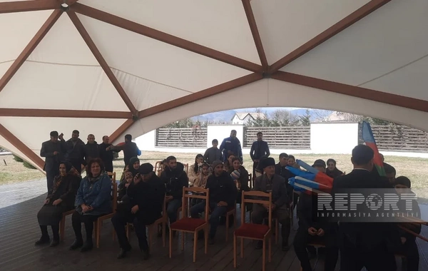 Xanabad kəndinə yola salınan ilk köç karvanı Xocalı şəhərinə çatıb