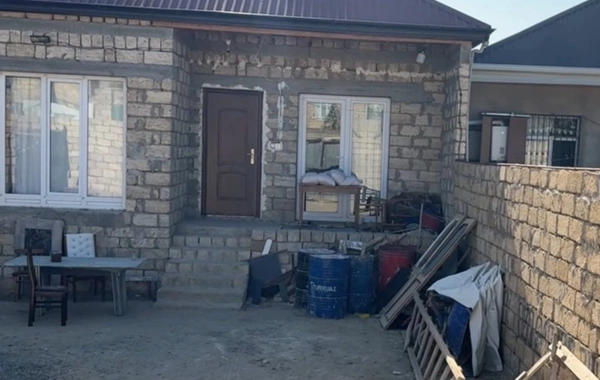 Evində usta işləyən kişini qətlə yetirdi
