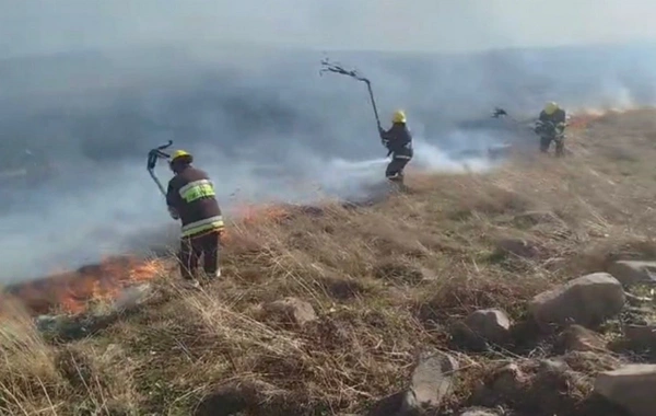 Azərbaycanda dağlıq ərazi YANIR