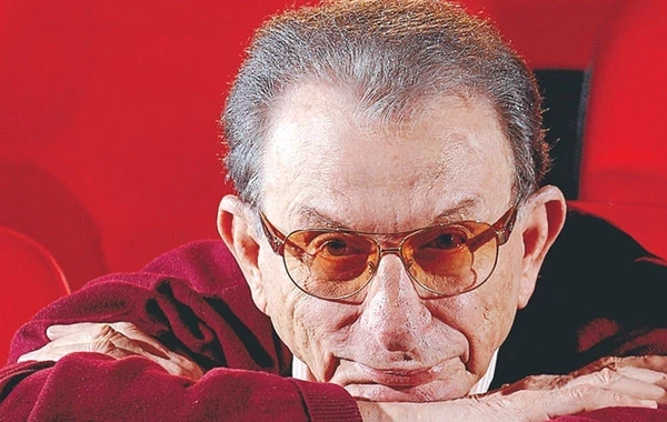 Virusa yoluxan 97 yaşlı aktyor süni tənəffüs aparatına qoşuldu