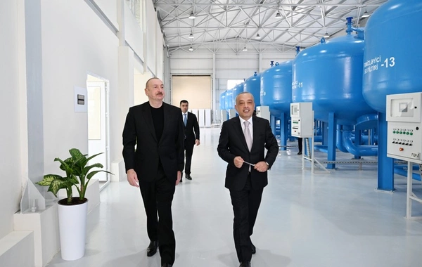 İlham Əliyev Yevlaxda qumsüzgəc texnologiyalı sutəmizləyici qurğunun açılışında iştirak edib