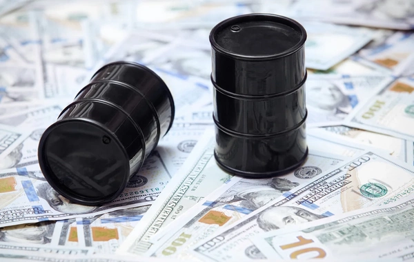 Azərbaycan nefti 2 dollardan çox ucuzlaşıb
