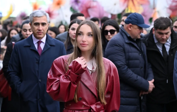 Alyona Əliyeva Novruz yarmarkasını ziyarət edib