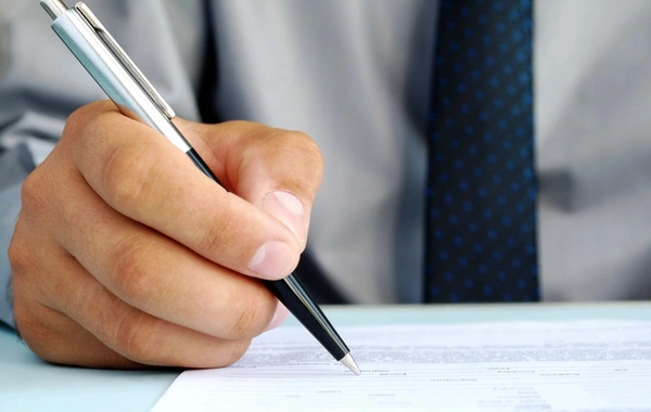 Xüsusi icra məmuru olmaq istəyənlər üçün müsabiqə qaydaları təsdiqlənib