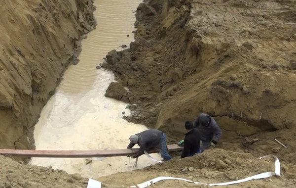 Saray qəsəbəsində gölləri qurudub yerində binalar tikiblər? - Sakinlər yaranan problemlərdən ŞİKAYƏT ETDİLƏR