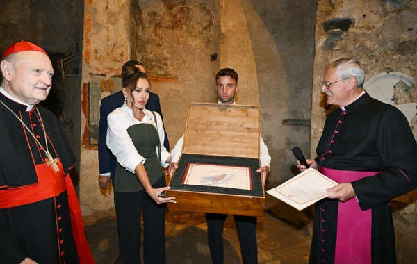 Мехрибан Алиева приняла участие в церемонии открытия проекта реставрации катакомб Святой Коммодиллы в Ватикане