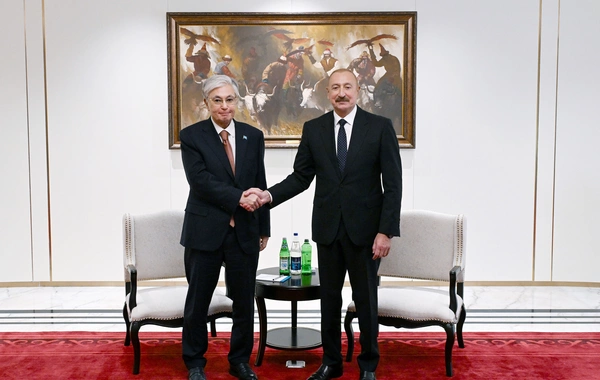 Prezident İlham Əliyevin Bişkekdə Qazaxıstan Prezidenti ilə görüşü olub