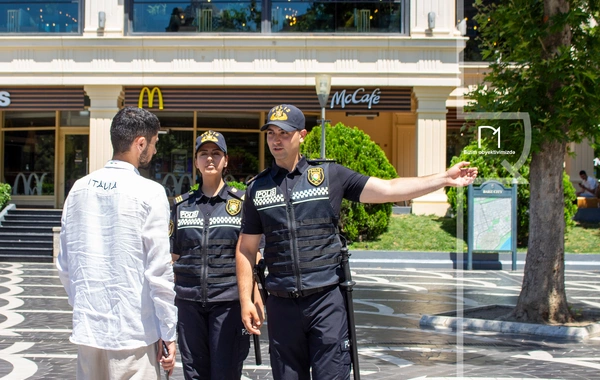 Polis Günündə də post başında – Bakının küçələrindən diqqətçəkən FOTOLAR