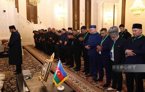 Azərbaycan Din Xadimləri Forumunun iştirakçıları vəhdət namazı qılıblar