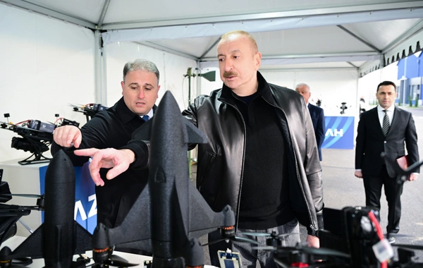 İlham Əliyev Tərtər elektromexanika zavodunun yenidənqurmadan sonra açılışında iştirak edib