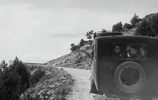 Məşhur şairin heç yerdə yayımlanmayan görüntüləri