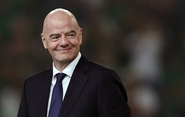 Canni İnfantino "Sabah"ı çempionluq münasibəti ilə təbrik edib
