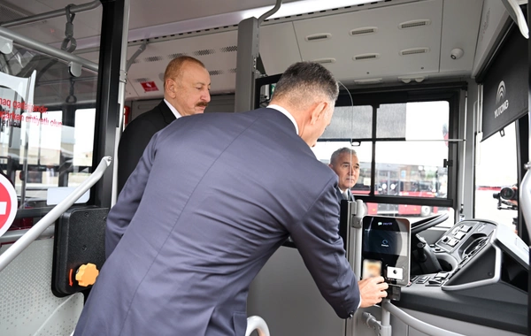 Prezident İlham Əliyev "BakuBus" MMC-nin Gəncə Avtoparkının açılışında iştirak edib