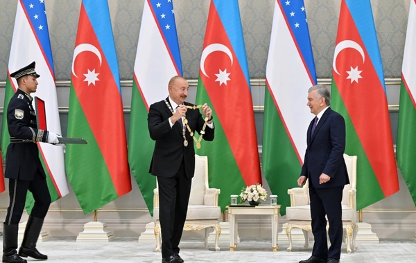 Daşkənddə Azərbaycan və Özbəkistan prezidentlərinin təltifolunma mərasimi keçirilib
