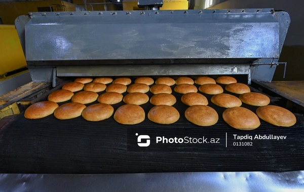 Çörək məhsullarının hazırlandığı un məmulatları sexindən FOTOREPORTAJ