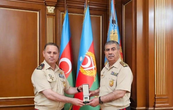 Zakir Hasanov awarded the commanders of the Air Force and special forces