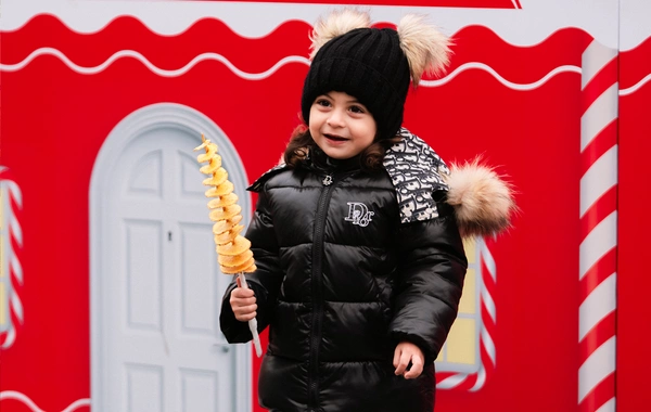 Bakı şəhərinin sevilən Qış nağılı yenidən Fəvvarələr meydanında!