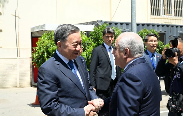 Azərbaycanın Baş naziri To Lamla görüşüb