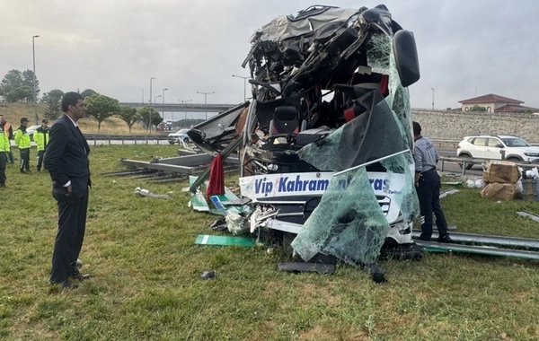 Türkiyədə avtobus qəzaya uğradı: 15 yaralı var
