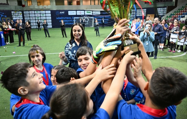 Leyla Əliyevanın təşəbbüsü ilə uşaq evlərinin komandaları arasında növbəti minifutbol turniri təşkil olunub Leyla Əliyevanın təşəbbüsü ilə uşaq evlərinin komandaları arasında növbəti minifutbol turniri təşkil olunub