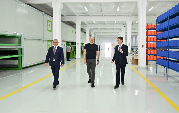 Xankəndidə iş əlcəkləri istehsalı müəssisəsinin açılışı olub