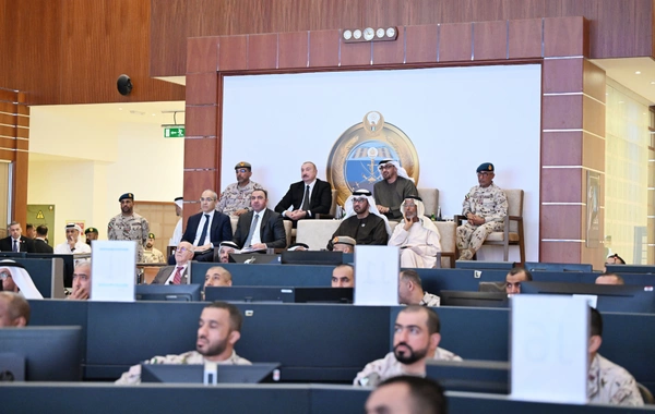 Azərbaycanın və BƏƏ prezidentləri Əbu-Dabidə "Sülh Qalxanı – 2026" birgə əməliyyat-taktiki təlimini izləyiblər